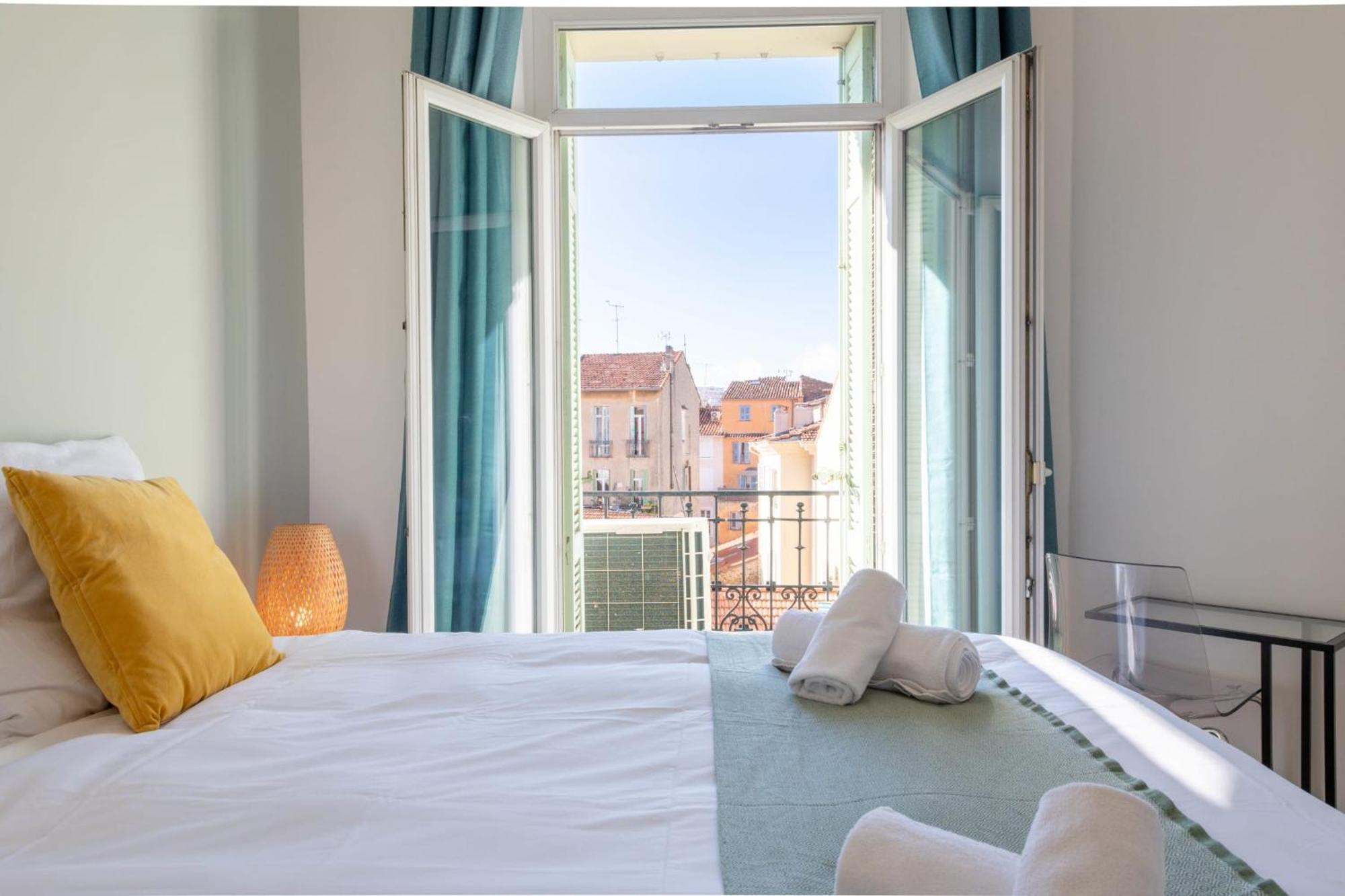 Modern 2-br With Balconies 3 Min From Palais Des Festivals Cannes