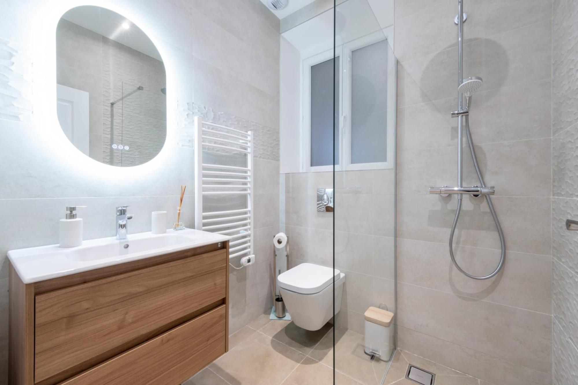 Modern 2-br With Balconies 3 Min From Palais Des Festivals Apartamento *