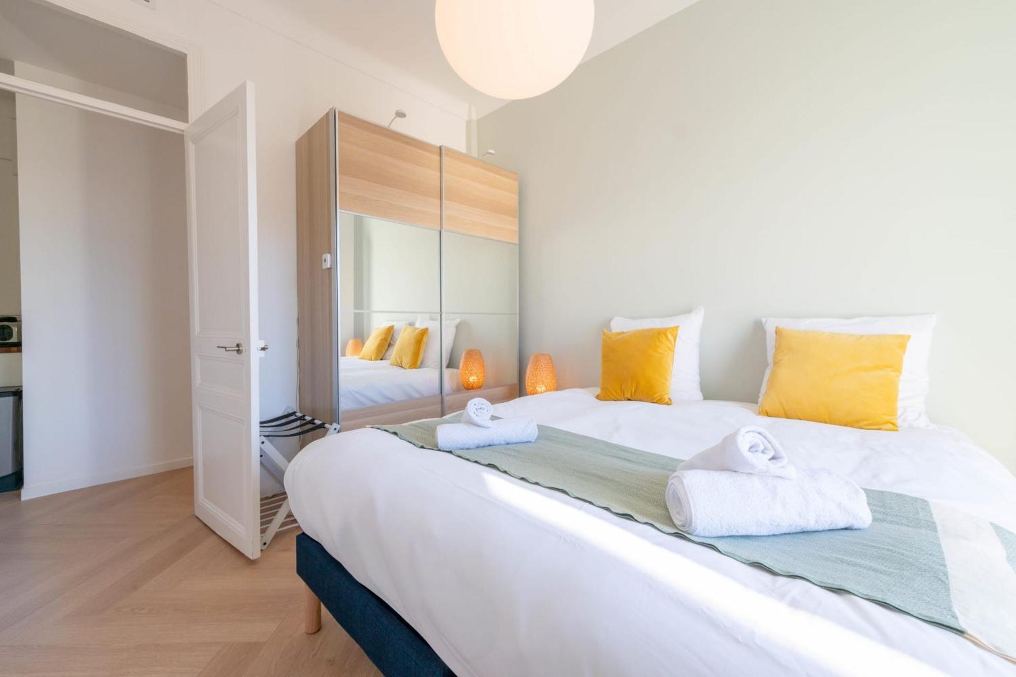 Modern 2-br With Balconies 3 Min From Palais Des Festivals Apartamento *