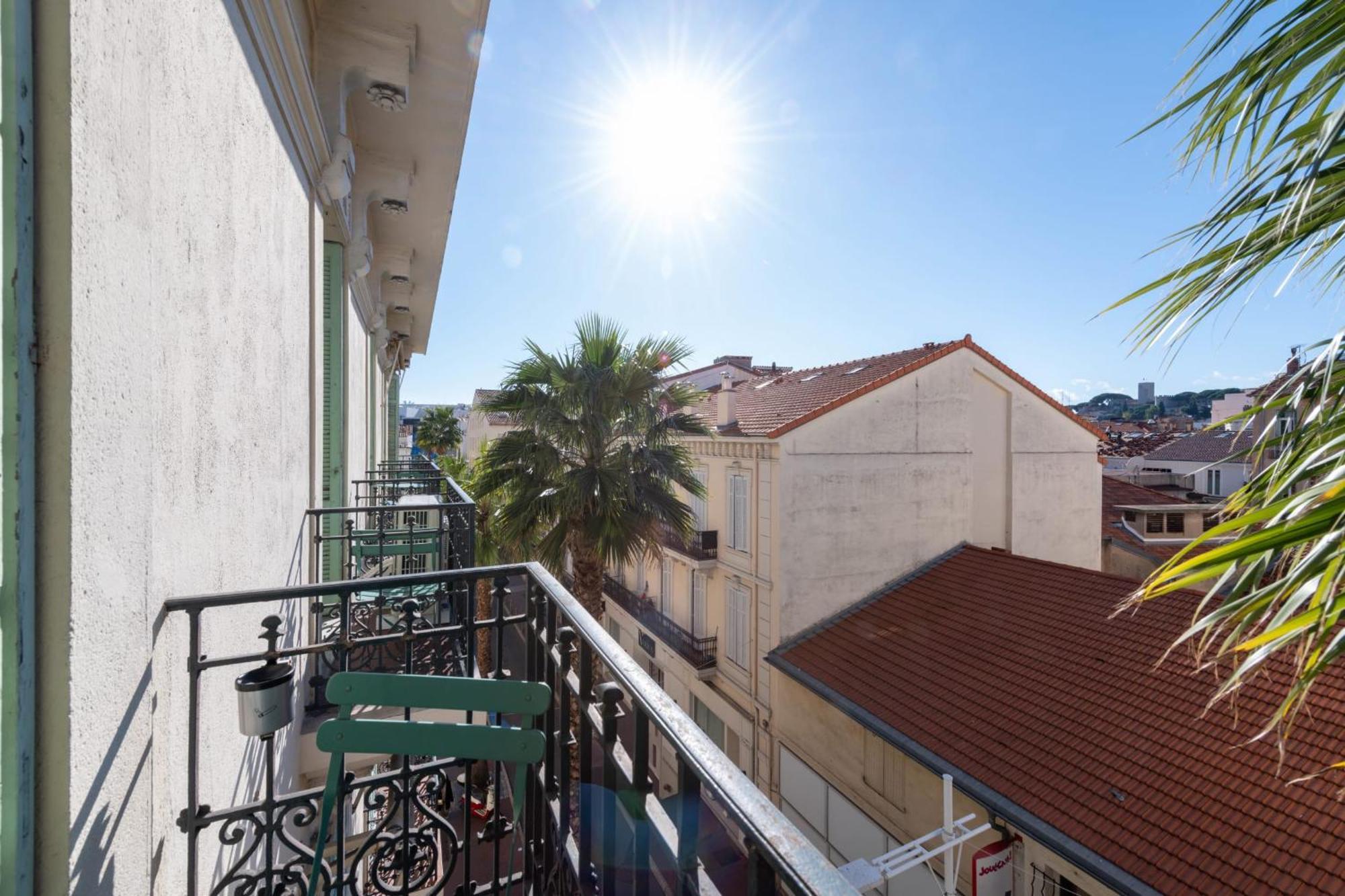 Modern 2-br With Balconies 3 Min From Palais Des Festivals *