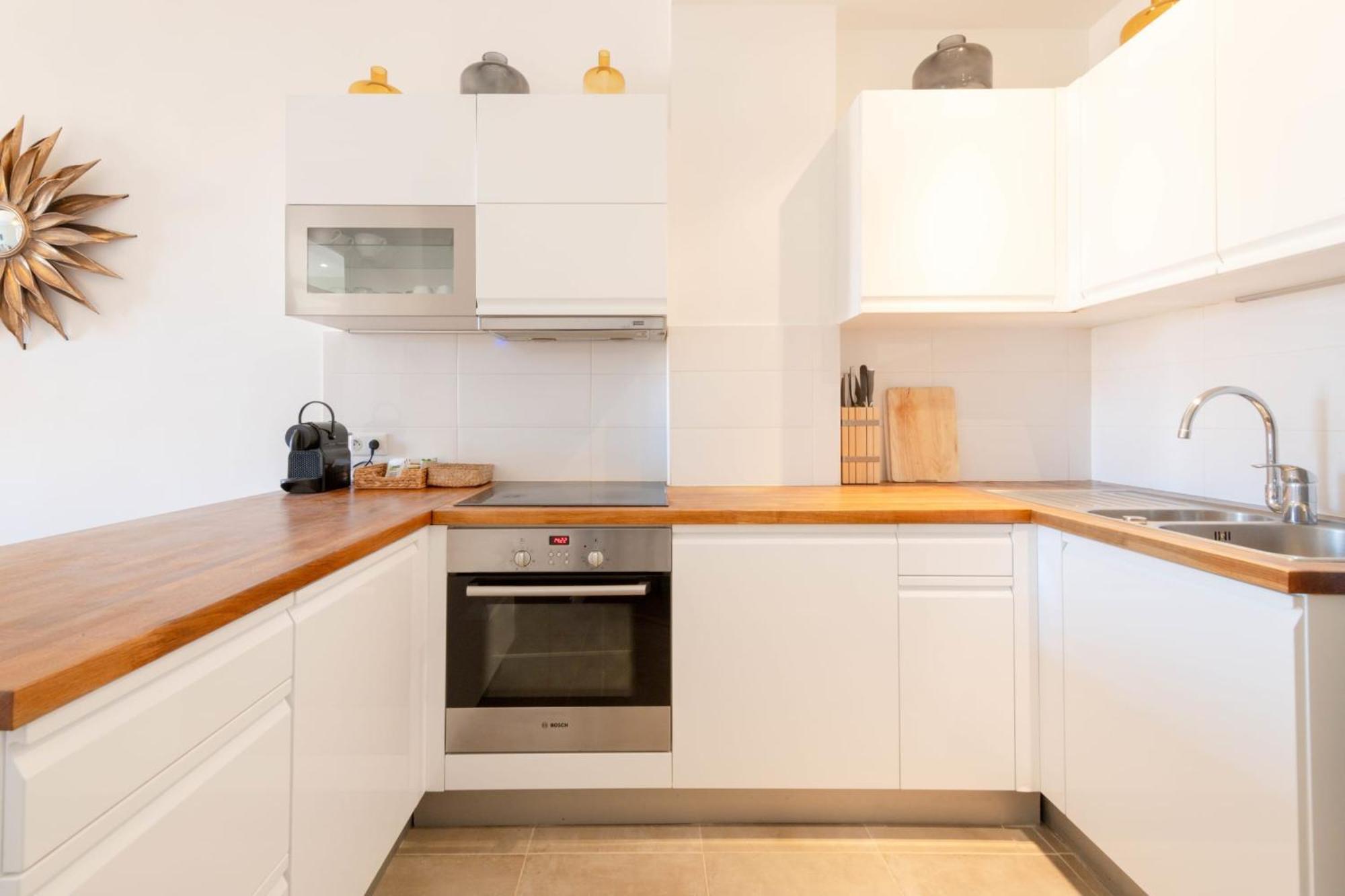 Modern 2-br With Balconies 3 Min From Palais Des Festivals Cannes